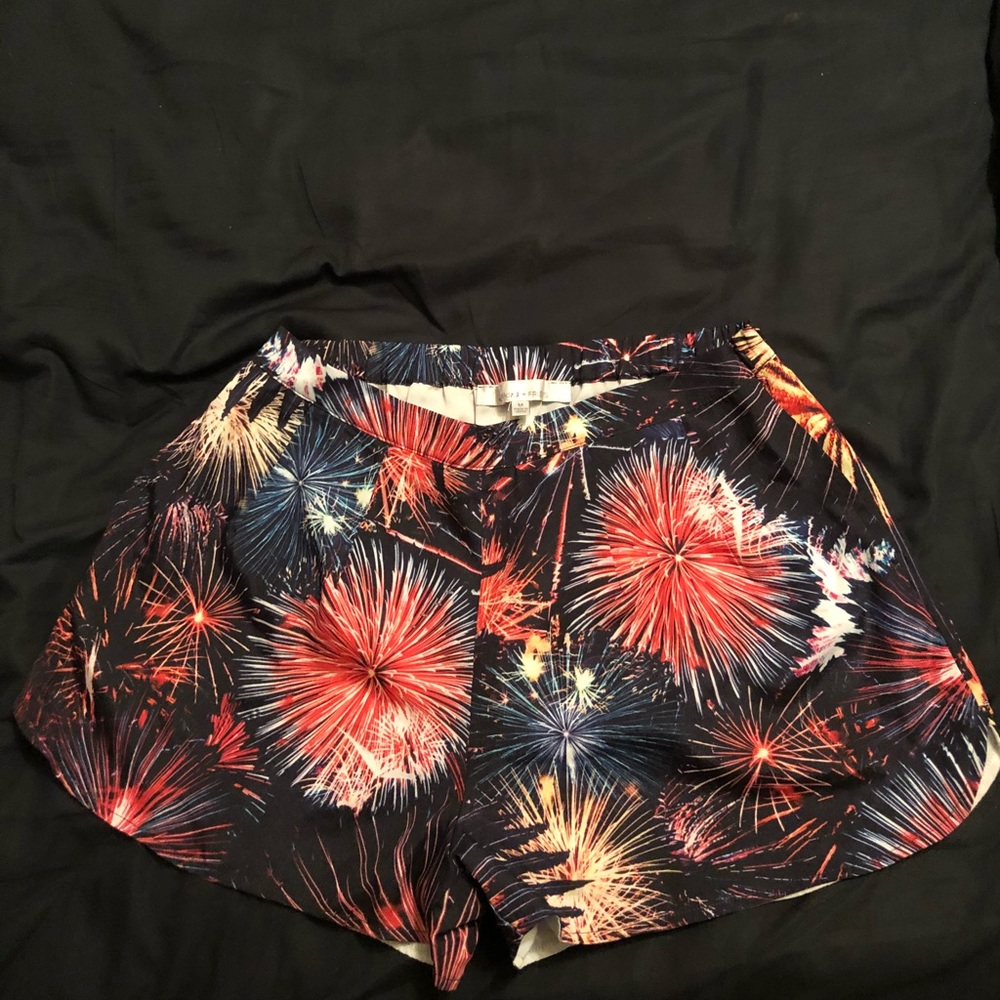 Lovers + Friends Fireworks shorts brand new Sz M